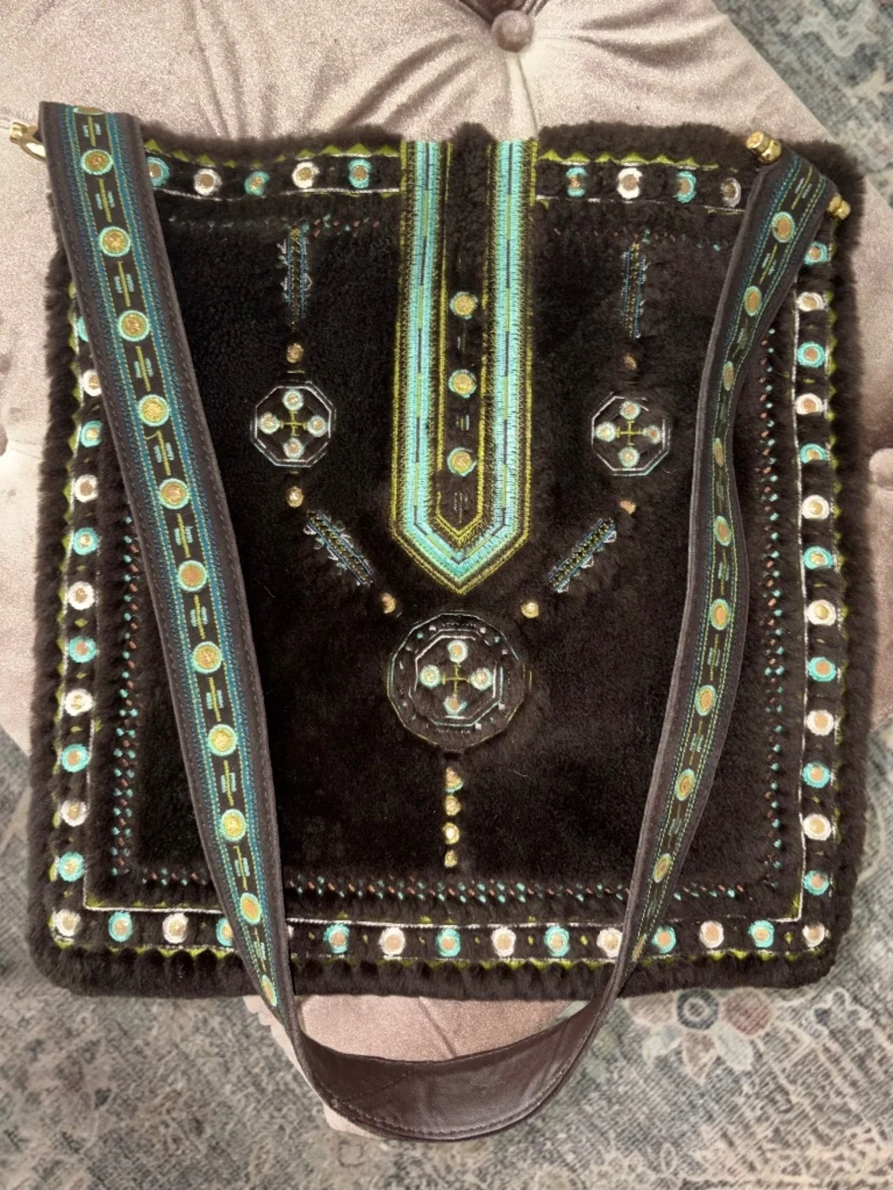 VINTAGE TORY BURCH Brown Sheepskin Shoulder Crossbody Embroidered Geometric Bag